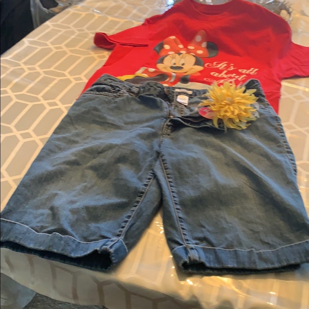 Liz & Co  size 8 denim shorts